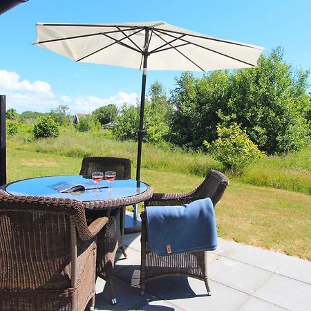 4 Person Holiday Home In R Nne รอนเน ภายนอก รูปภาพ